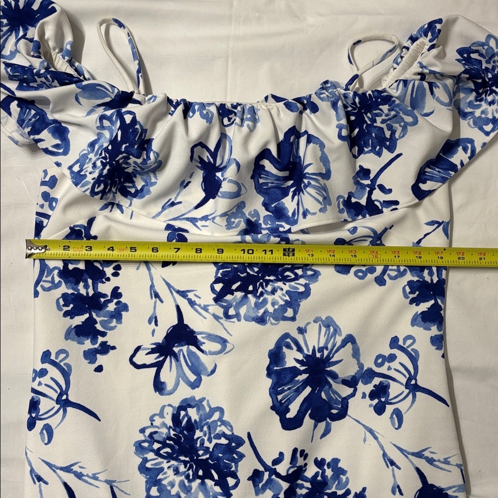 Lauren Ralph Lauren Floral Blue and White Dress On and Off Shoulder SZ 12 - Picture 7 of 11